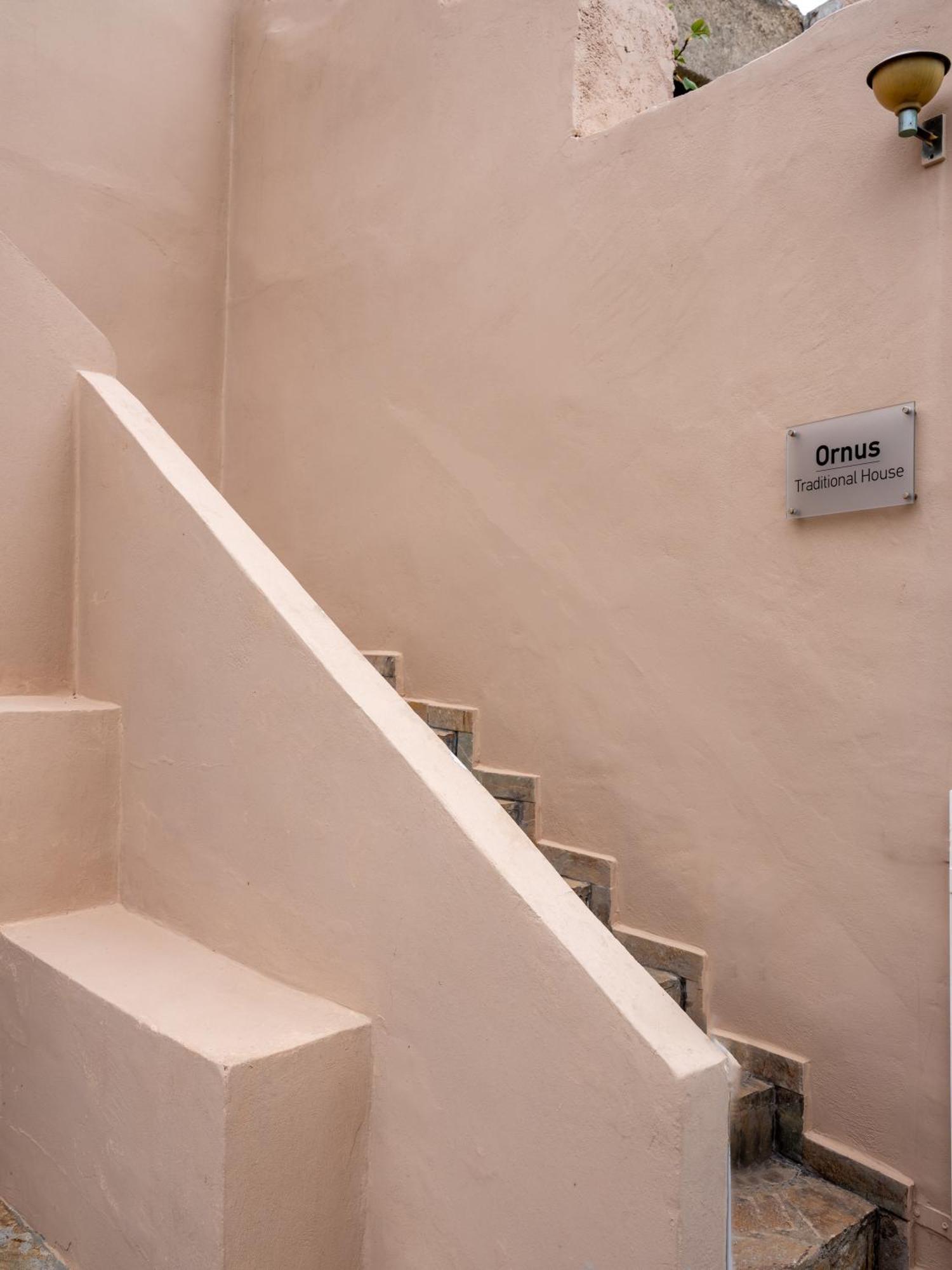 Ornus Traditional House Orne Luaran gambar