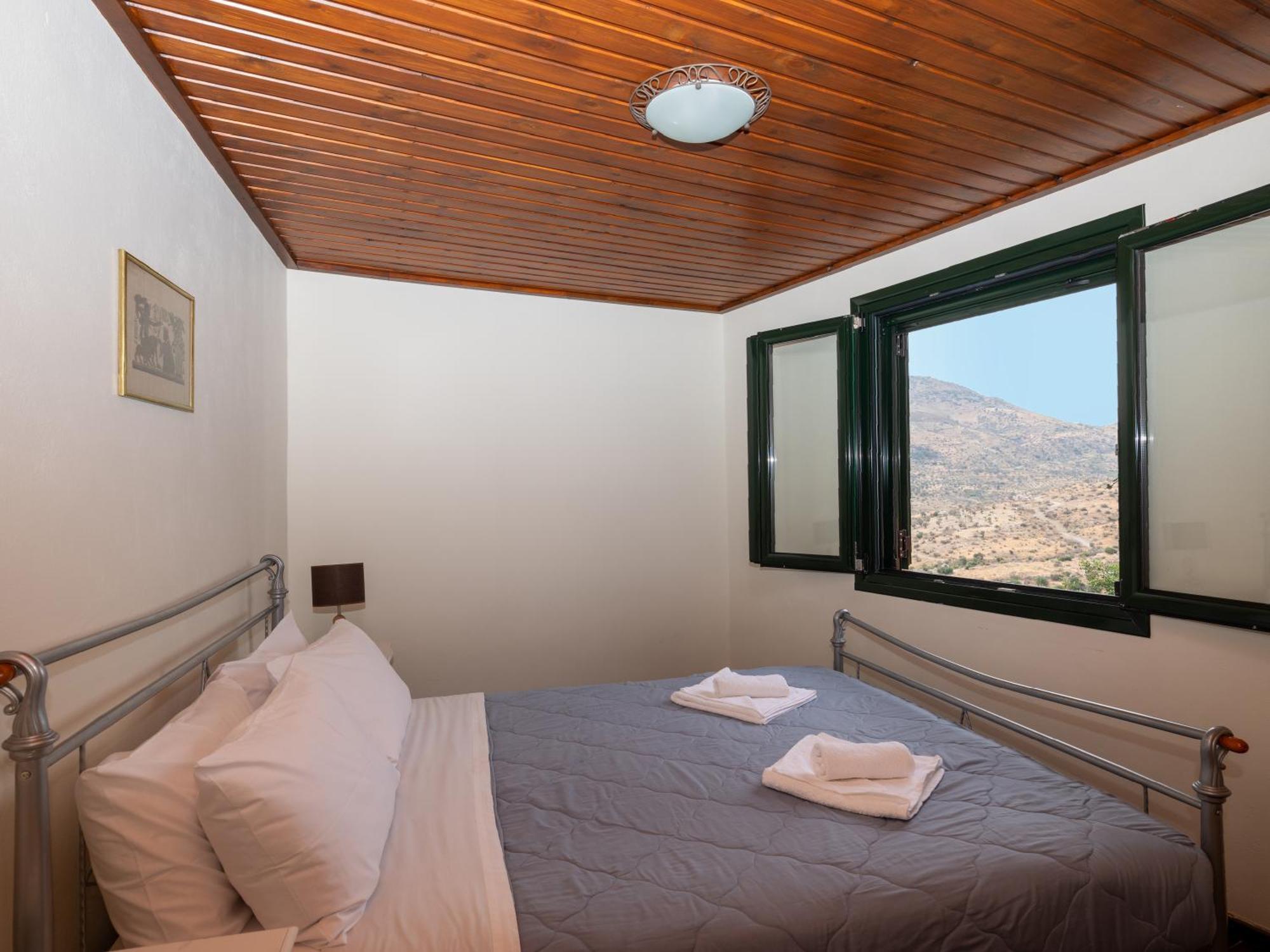 Ornus Traditional House Orne Luaran gambar