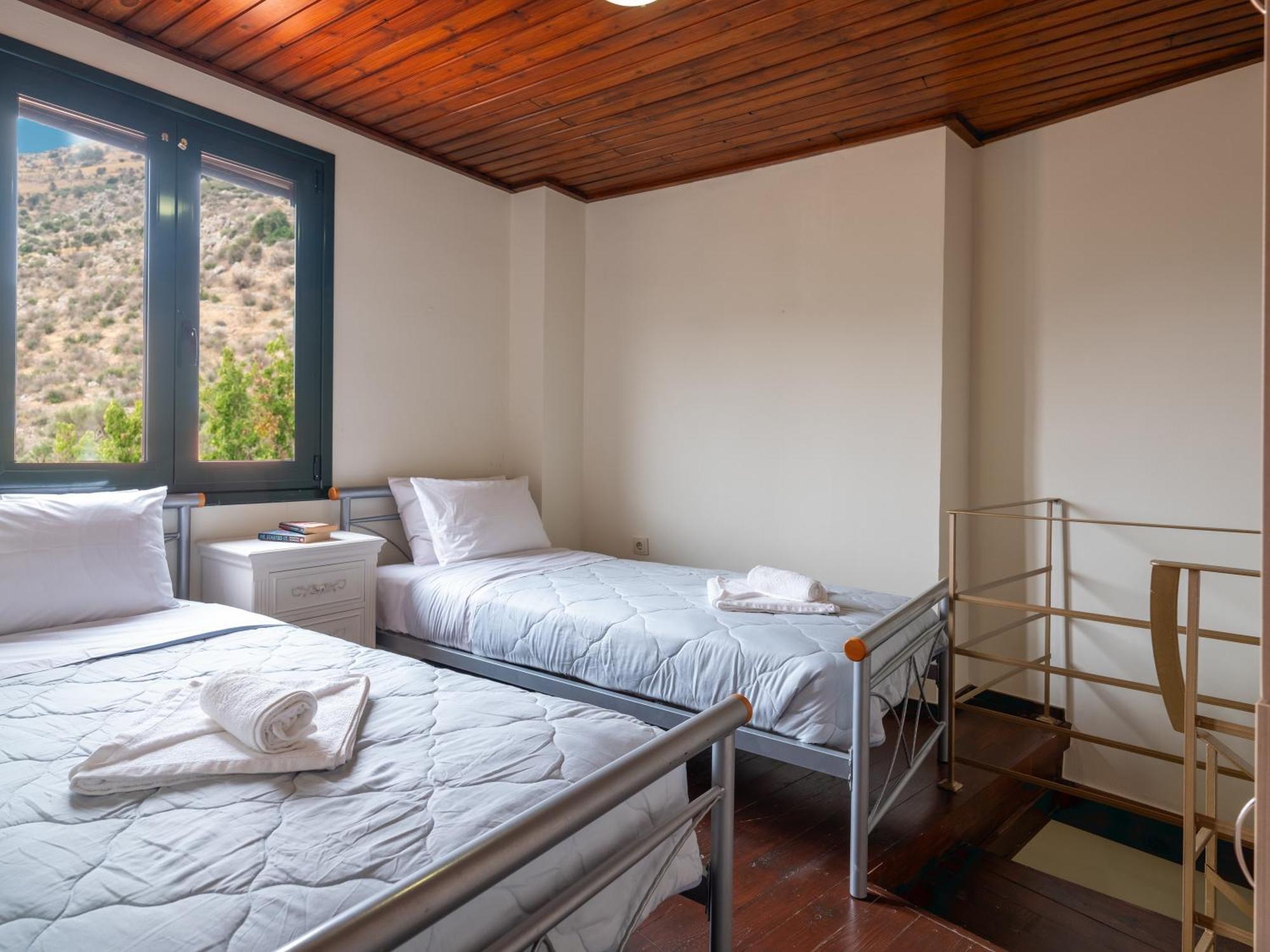 Ornus Traditional House Orne Luaran gambar